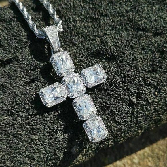 New Men Women 925 Silver Cross Diamond Necklace - Picture 6 of 6